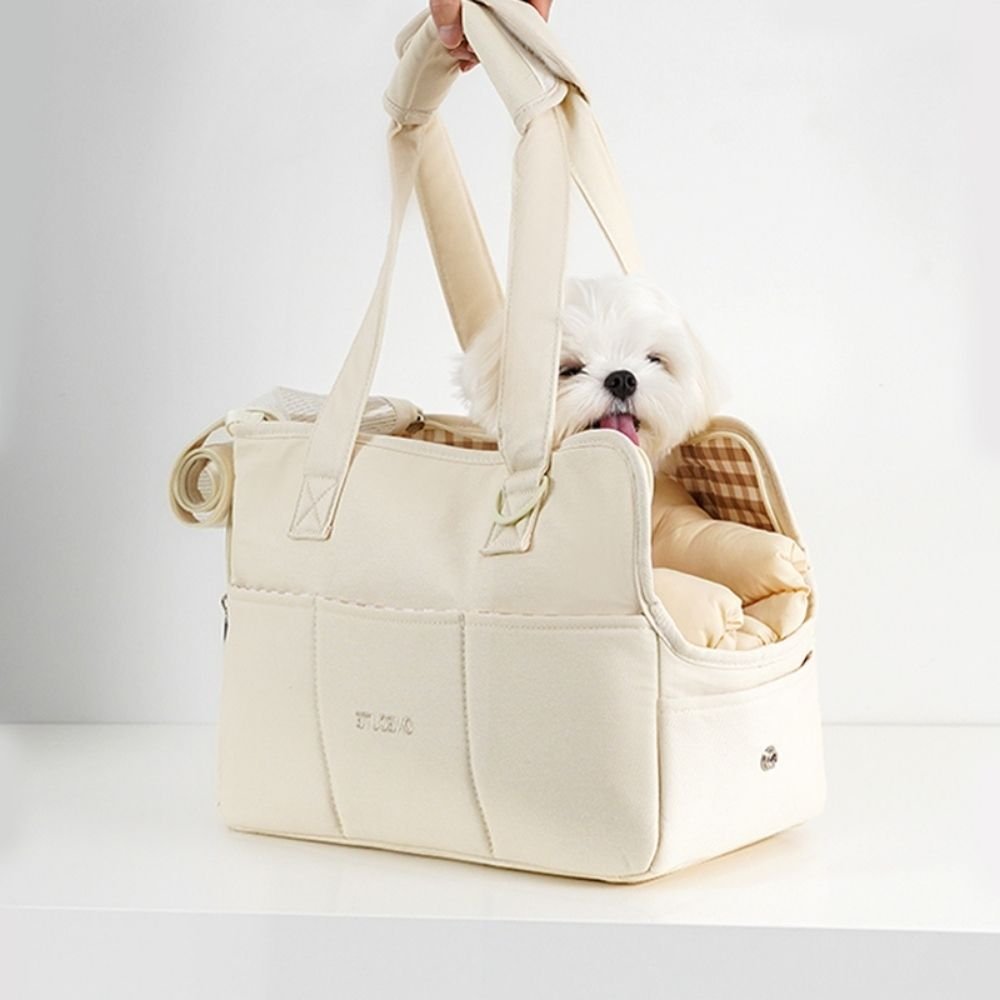 https://cdn.shopifycdn.net/s/files/1/0871/1294/1855/files/portable-shoulder-pet-carrier-bag-841864.jpg?v=1736407985