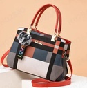 https://cdn.shopifycdn.net/s/files/1/0752/7143/8651/files/2024-New-Fashion-Women-s-Bag-Fashionable-Women-s-Bag-Handbag-European-And-American-One-Shoulder.webp?v=1739323126