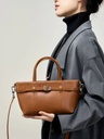 https://cdn.shopifycdn.net/s/files/1/0752/7143/8651/files/YANATARI-Genuine-leather-woman-bag-shoulder-bag-Handbags-ladies-crossbody-bags-luxury-designer-minimalism-bag-Cattle_7b662e8c-53d3-4817-b35f-fde79bf861b5.webp?v=1739282200