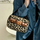 https://cdn.shopifycdn.net/s/files/1/0752/7143/8651/files/Hellokitty-Leopard-Cosmetic-Bag-Sanrio-Kawaii-Fashion-Cartoon-Handbag-Large-Capacity-Makeup-Case-Portable-Satchel-Backpacks_12d244a6-75ef-468a-8772-8620fdc901fc.webp?v=1738829384