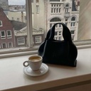 https://cdn.shopifycdn.net/s/files/1/0895/7945/4737/files/RUBY_STYLISH_HANDBAG-1.jpg?v=1729191703