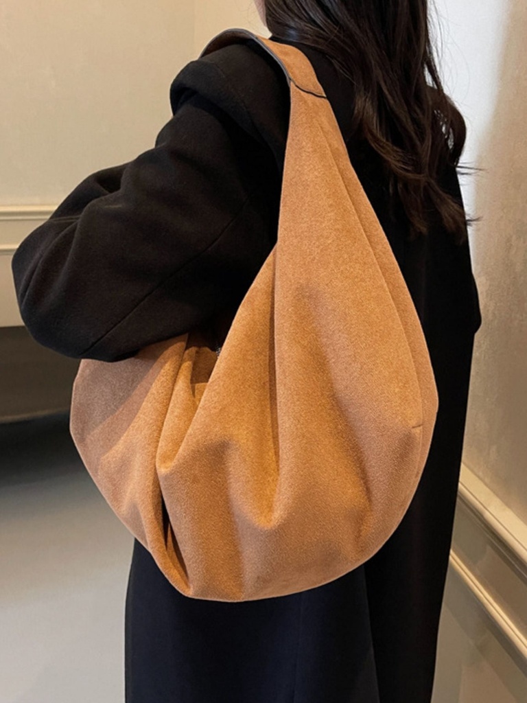 https://cdn.shopifycdn.net/s/files/1/0726/5917/3529/files/ArtisanAttachesLargeCapacityCasualShoulderBag8.jpg?v=1780482446