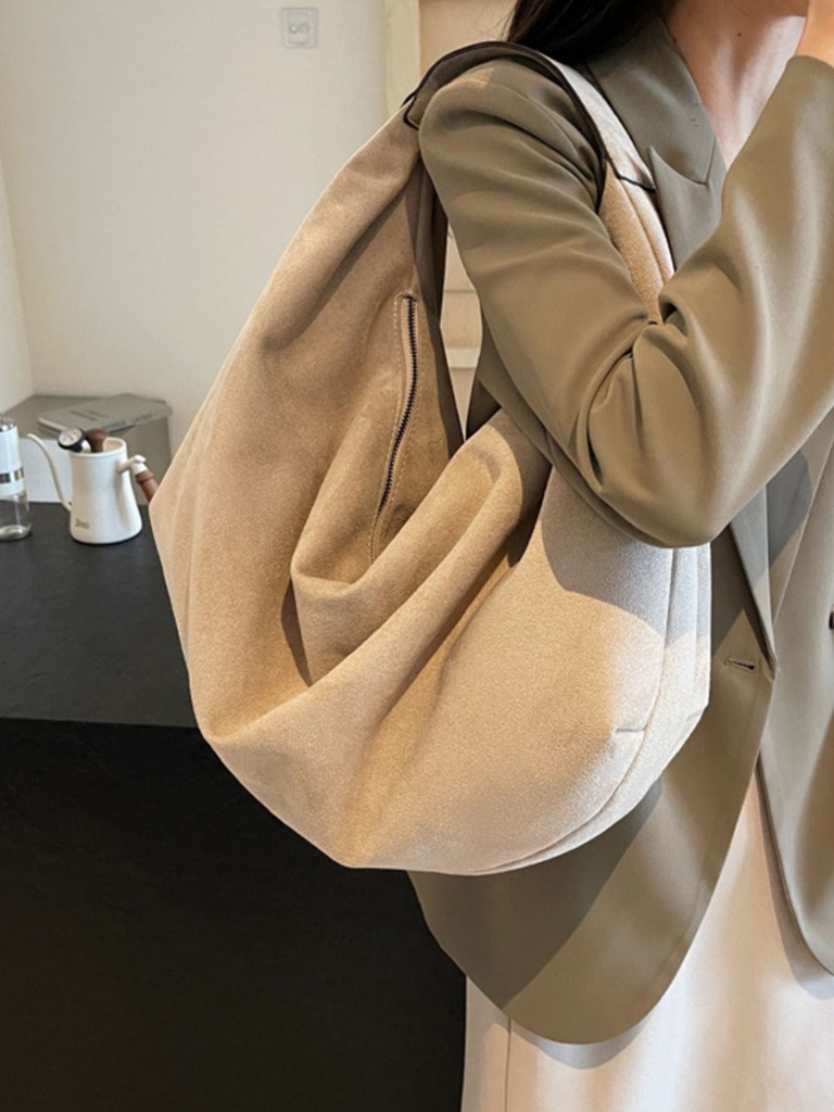 https://cdn.shopifycdn.net/s/files/1/0726/5917/3529/files/ArtisanAttachesLargeCapacityCasualShoulderBag3.jpg?v=1780482446