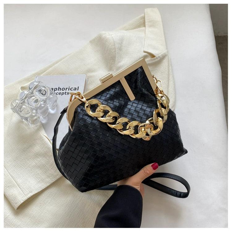https://cdn.shopifycdn.net/s/files/1/0669/3876/5628/files/Carauana-UNIU-SILVER-GOLD-Knitted-Crossbody-Bag-Fashion-Satchel-NEW-2024-Collection-52.webp?v=1729464525
