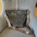 https://cdn.shopifycdn.net/s/files/1/0645/7799/5005/files/Ellie-Black-01.jpg?v=1697060614