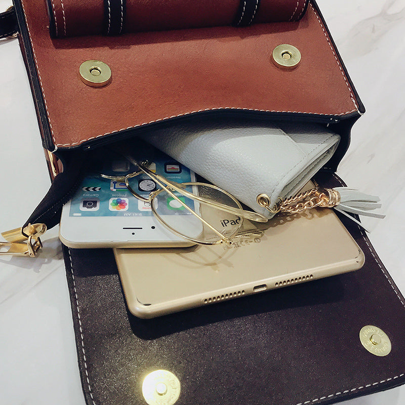 https://cdn.shopifycdn.net/s/files/1/0645/7799/5005/files/backpack-interior-6.jpg?v=1697068320