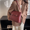 https://cdn.shopifycdn.net/s/files/1/0645/7799/5005/files/Wine-red-satchel-3_fce9b98c-e6de-430c-8c41-dbcfb52c8064.jpg?v=1690254880