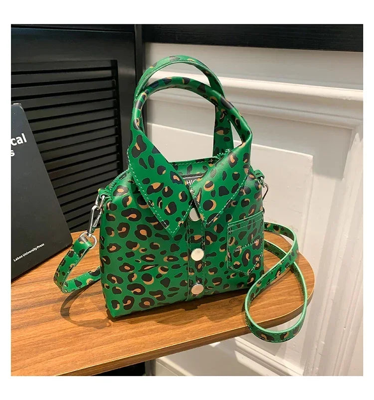 https://cdn.shopifycdn.net/s/files/1/0905/1471/9048/files/green_leopard.jpg?v=1762938083