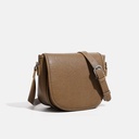 Vintage saddle bag with vegetable tanned leather pattern for women in winter 2024, new casual and simple commuting single shoulder crossbody bag, small square bag