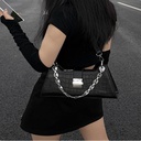 price 14.10usd weight 520g Small Niche Design, High-end And Western-style One Shoulder Baguette Bag For Women