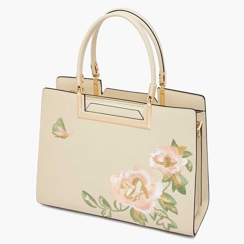 Price 100.56 USD, Weight 720g Fashion Embroidered Crossbody Bag Women