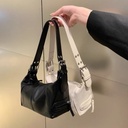 Price 3.10 USD, Weight 290g Retro Leather Zip One Shoulder Portable Underarm Bag