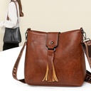 Price 4.92, Weight 365g Retro Women's Leisure Bucket Bag Shoulder Messenger Bag
