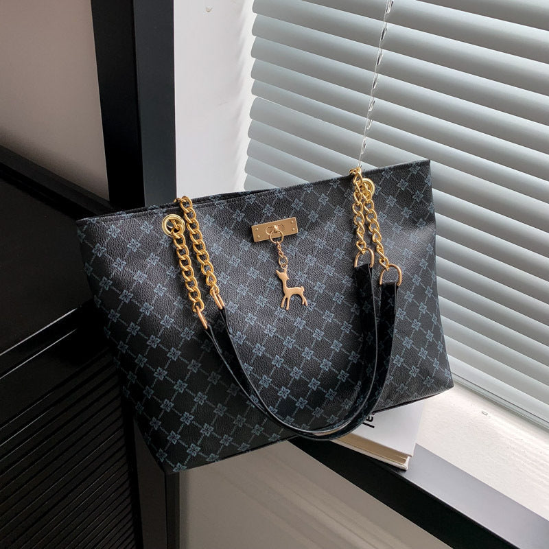 Price 1.84 USD, Weight 250g Retro Commuter Texture Chain Shoulder Bag For Women Spring