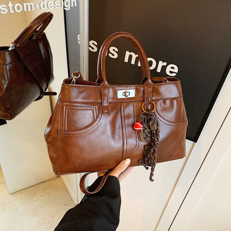 Price 5.97 USD- Weight 540g Retro Women's Large-capacity Shoulder Messenger Bag
