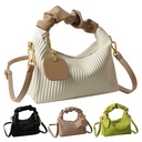 Price 4.92 USD - 220g Weight - Women Fashion Crossbody Bag PU Leather Pleated Cloud Small Tote Bags Casual Simple Elegant Temperament Messenger Bags
