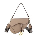 Popular Light Luxury Underarm Saddle Bag For Women 2023 Cross-border New Niche Design Casual Shoulder Messenger Bag Bags