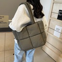 Down diamond tote bag for women's single shoulder underarm puff bag, solid color portable cotton jacket bag, large capacity commuting underarm bag