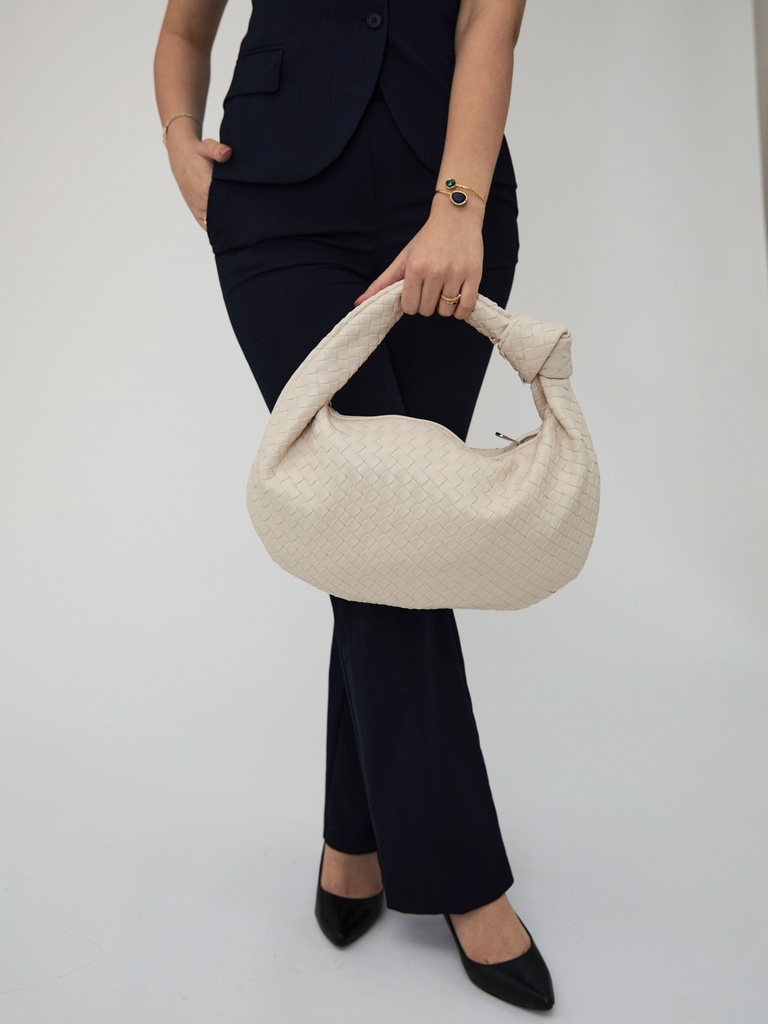 Medium Everyday Leather Bag  Off White