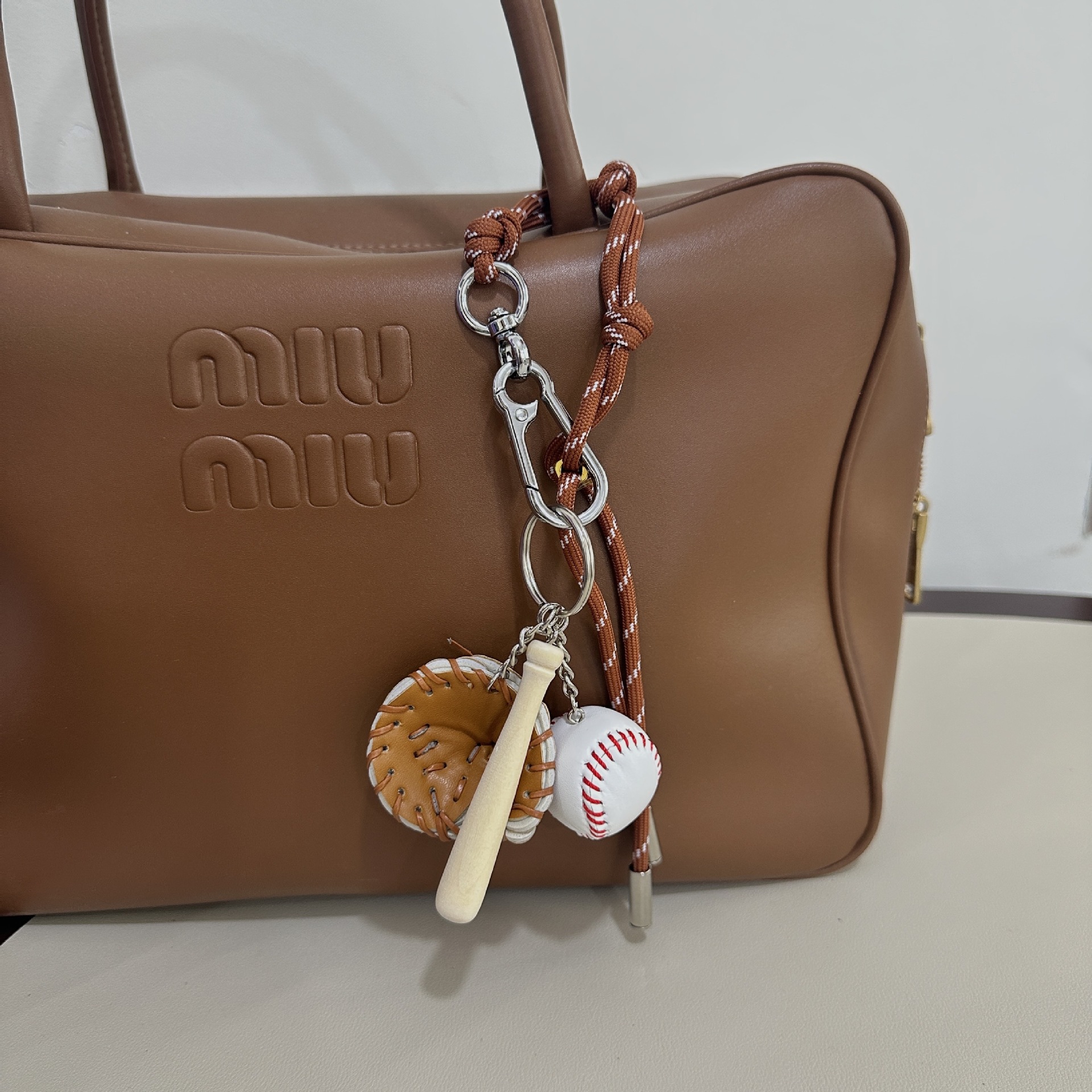Caramel Brown M-Button+Baseball Pendant