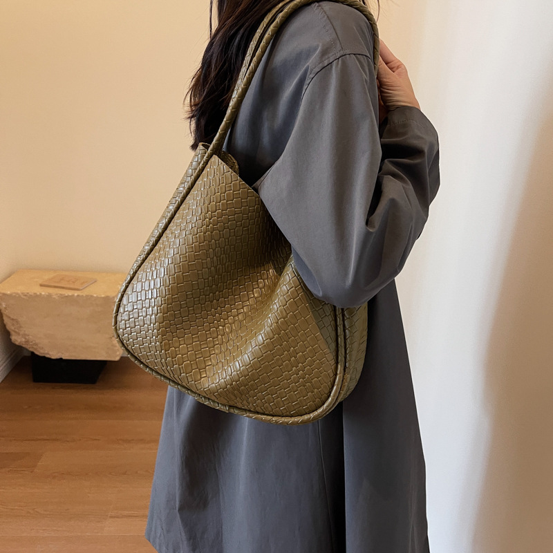 绿色
