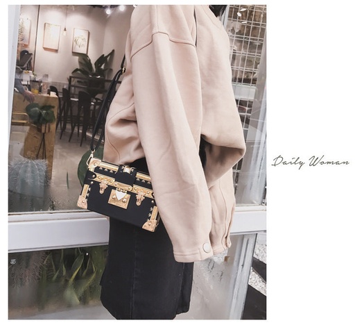 price 18.0usd weight 620g Women Bag