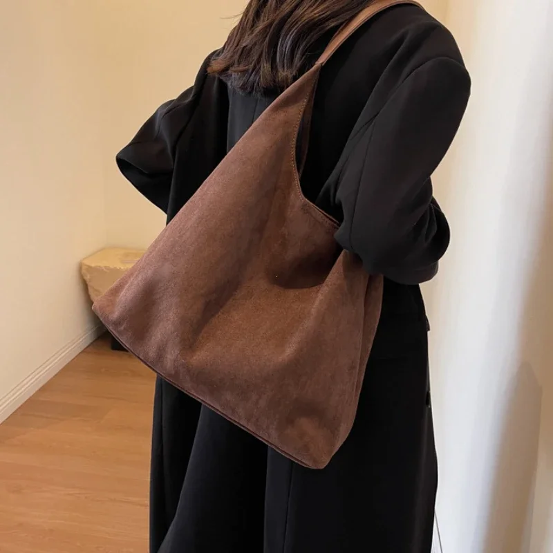 Herbst und Winter Vintage Damen Tasche große Kapazität Wildleder Umhängetasche einfarbig einfache lässige Pendler tasche Retro Handtaschen