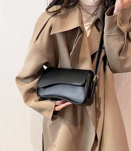 Dual Strap Saddle Bag